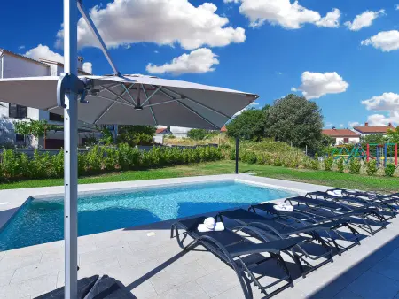 Villa 2044 : maison avec piscine privée près de Bokordici : photo 27