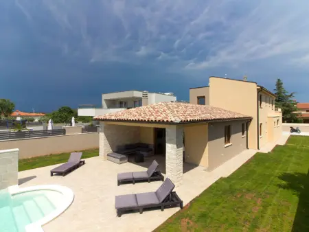 Villa Markulin, maison 3 chambres avec piscine privée : photo 6
