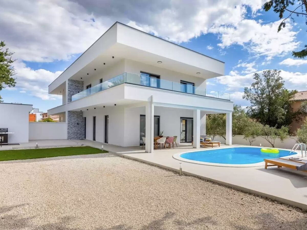 Villa 2246 - Maison avec piscine privée à Barbariga - Photo 1