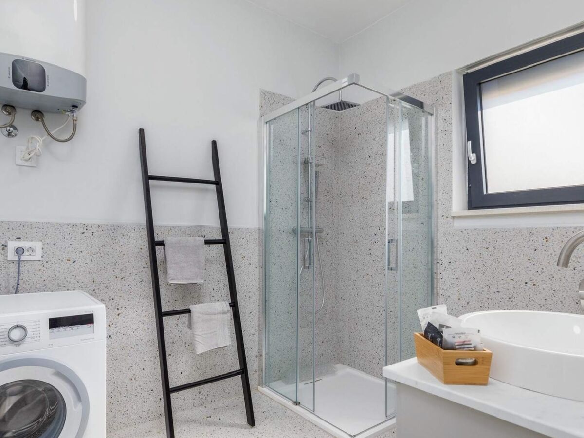 Villa 2246 - Maison avec piscine privée à Barbariga - Photo 12