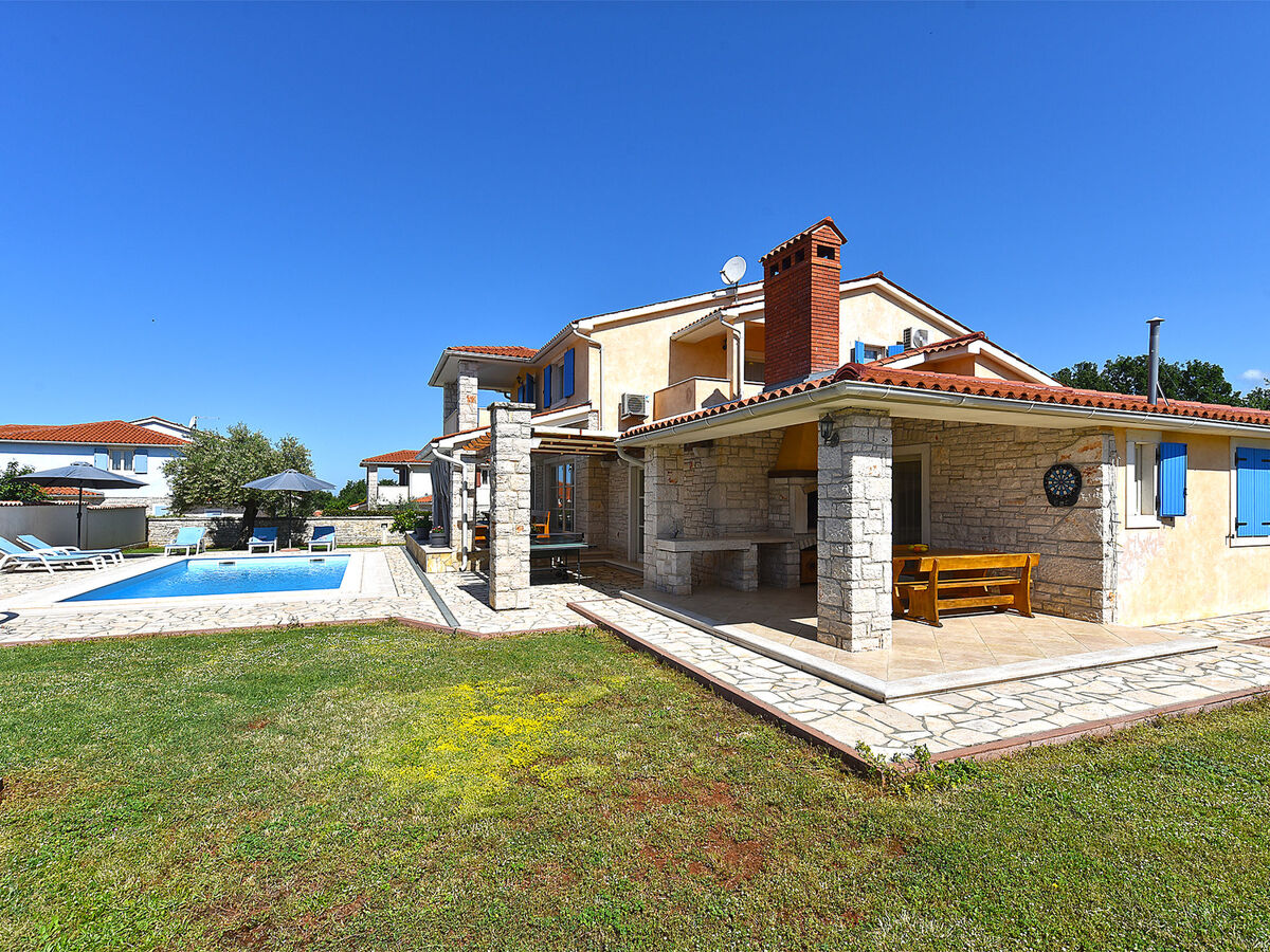 Maison 200m² à Barbariga, 4 chambres, piscine privée - Photo 2