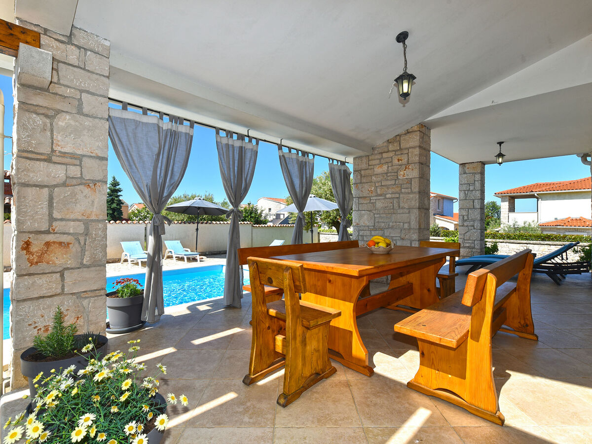 Maison 200m² à Barbariga, 4 chambres, piscine privée - Photo 3