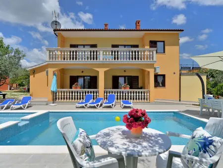 Maison 16 lits avec piscine privée à Vodnjan