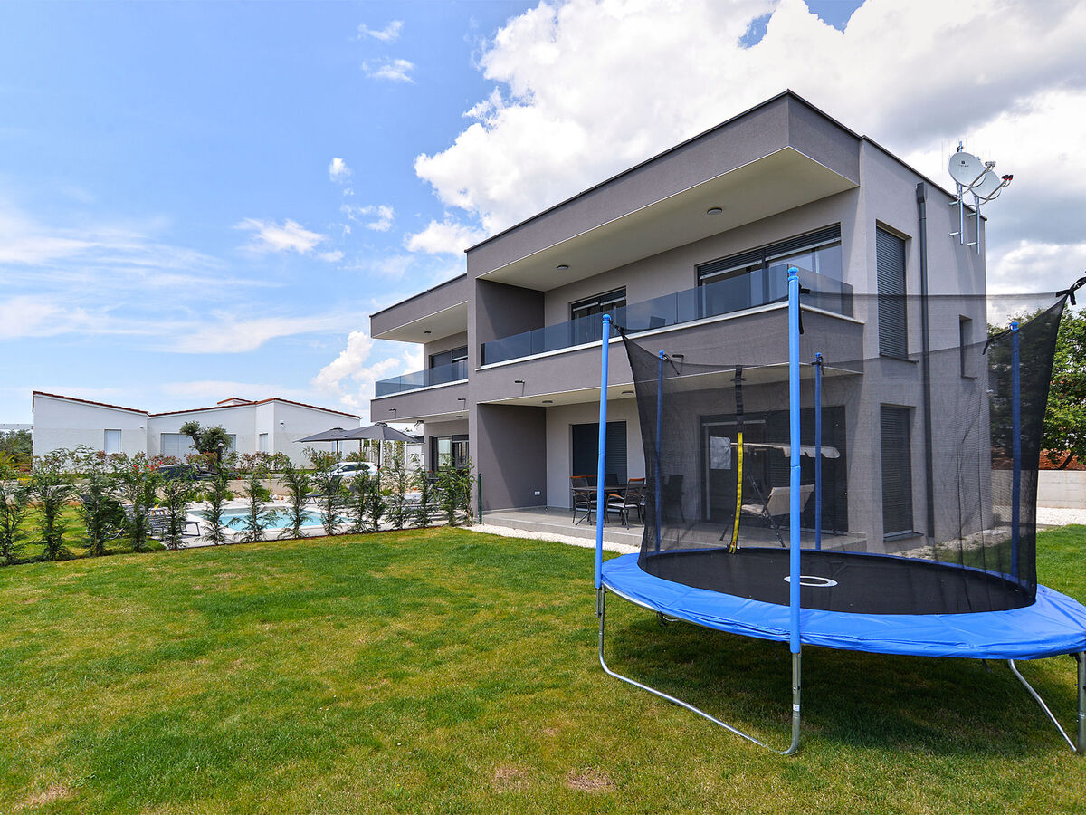 Villa 2245 à Fažana : 4 chambres, vue mer, piscine privée - Photo 2