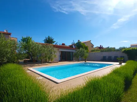 Maison 4 chambres avec piscine privée à Fažana : photo 6