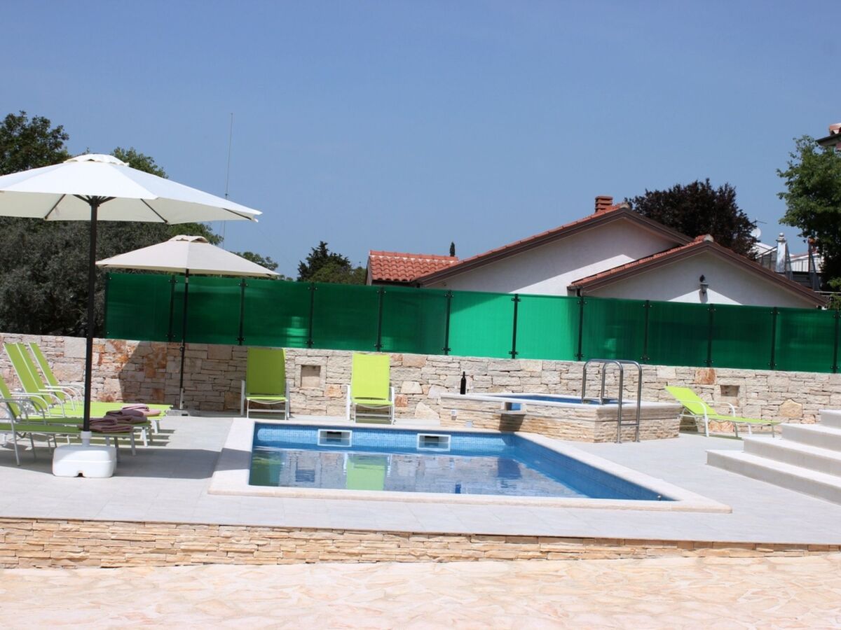 Villa 1525 : maison 4 chambres avec piscine privée à Fažana - Photo 3