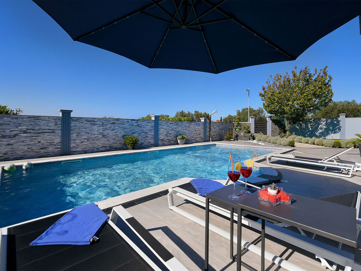 Villa 1971 à Fažana : maison 4 chambres avec piscine privée - Photo 3