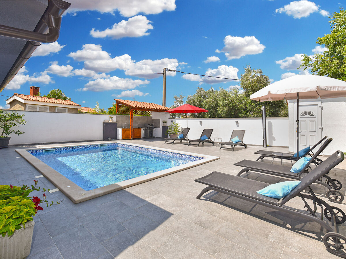 Maison 8 lits avec piscine privée à Galižana - Photo 5