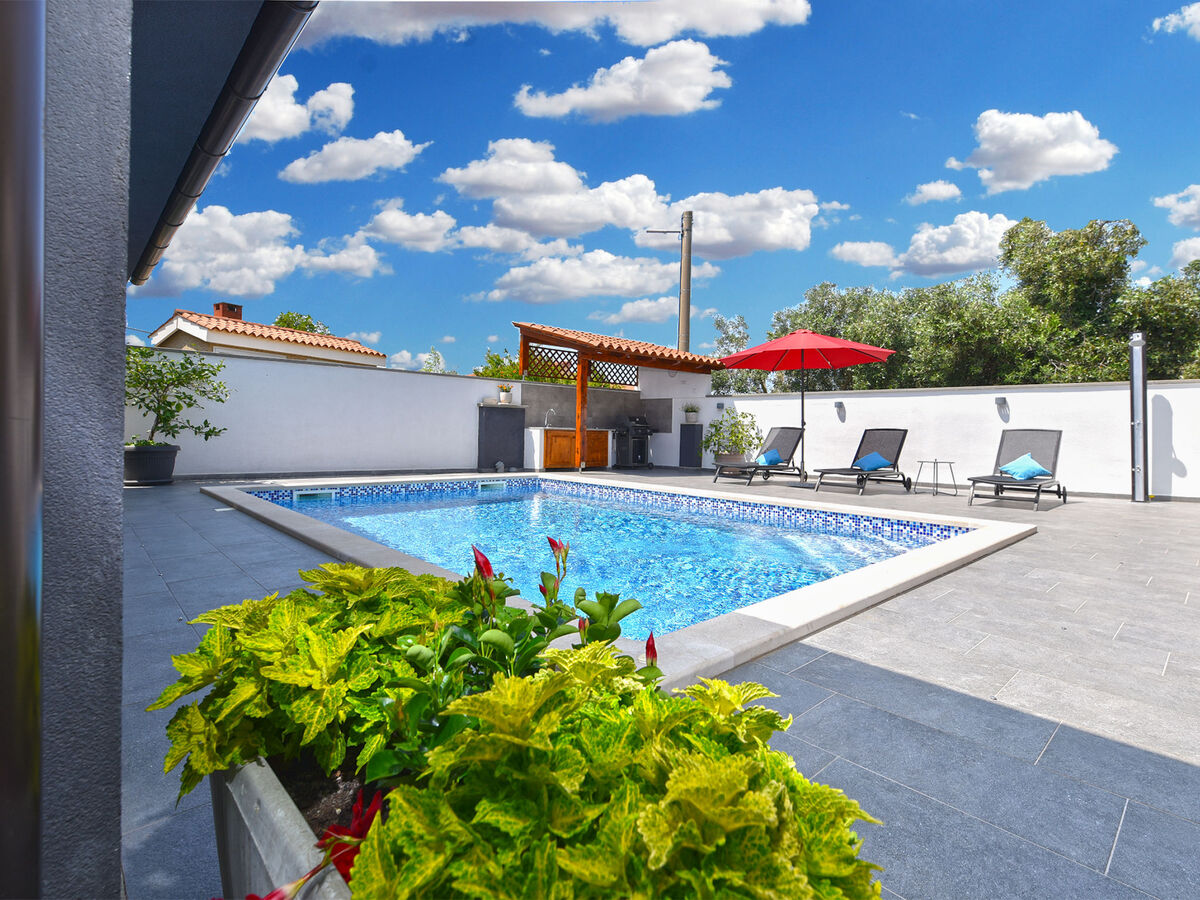 Maison 8 lits avec piscine privée à Galižana - Photo 6