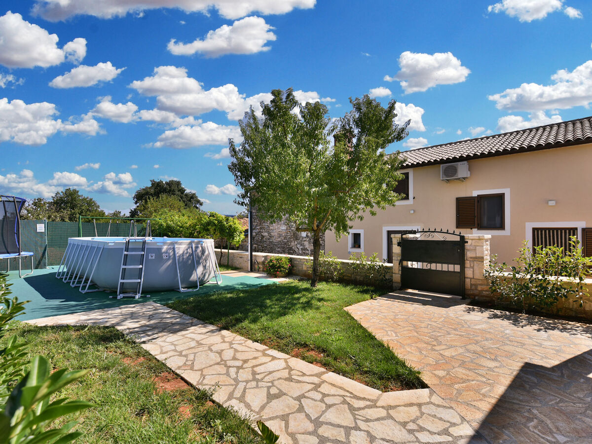 Maison 6 personnes avec piscine privée à Galižana - Photo 2