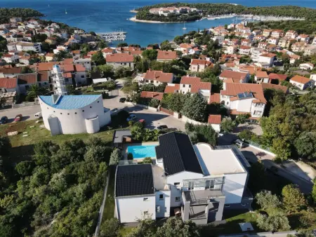 Villa Nicol avec piscine privée et vue mer à Pula, Croatie : photo 4