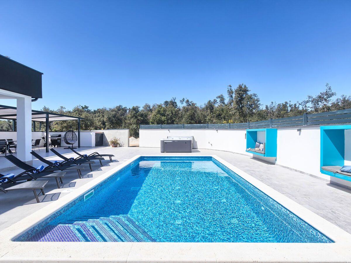 Villa Vallelunga, maison avec piscine près de Pula - Photo 4