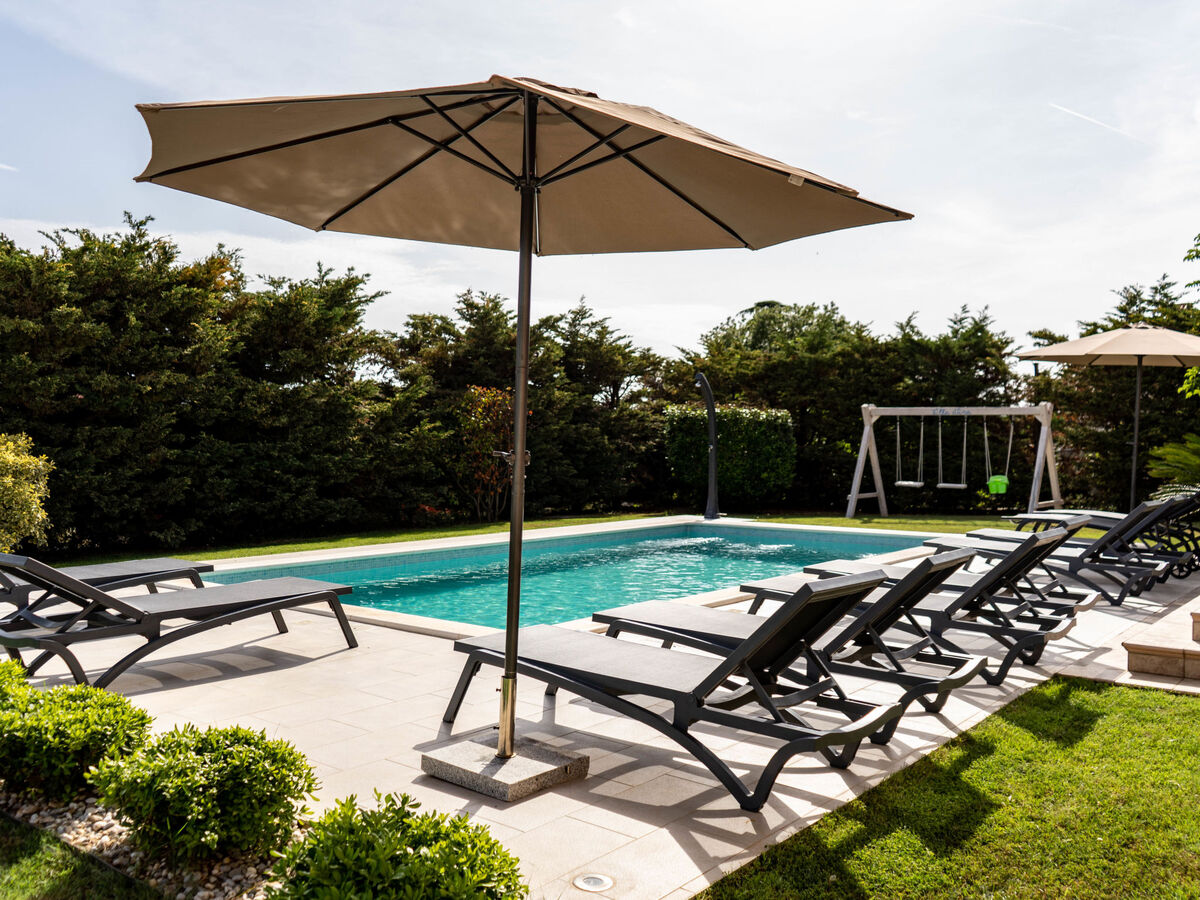 Villa Lady Ni : maison 7 chambres avec piscine à Pula - Photo 4