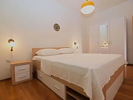 Maison 12 lits à 400m de la plage, Banjole : photo 4