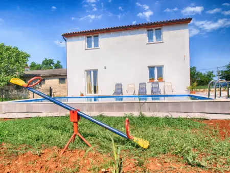 Maison avec piscine privée à Medulin, à 4 km de la mer : photo 3