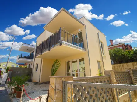 Maison 6 lits vue mer à Medulin, 150m de la plage