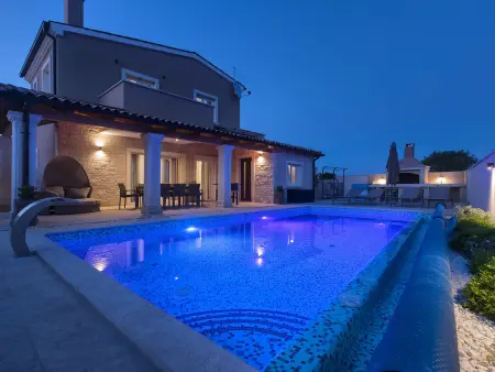 Villa Tea - Maison 4 chambres avec piscine privée : photo 2