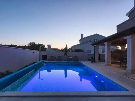 Villa Tea - Maison 4 chambres avec piscine privée : photo 4