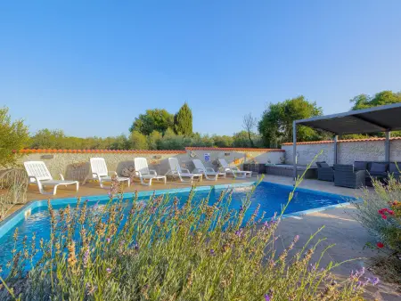 House Kaja – Maison 3 chambres piscine privée : photo 5