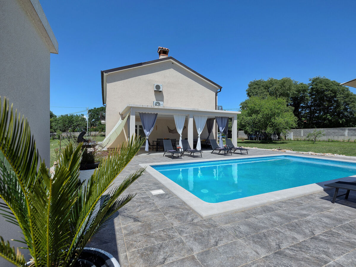 House Ondine – Maison 3 chambres avec piscine privée - Photo 3