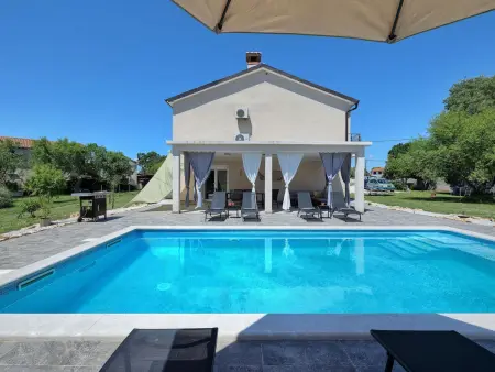 House Ondine – Maison 3 chambres avec piscine privée