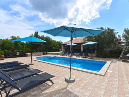 Villa 1187 à Kavran : 4 chambres, piscine privée : photo 5