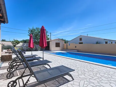 Villa Pascal, maison 3 chambres avec piscine à Pula : photo 5