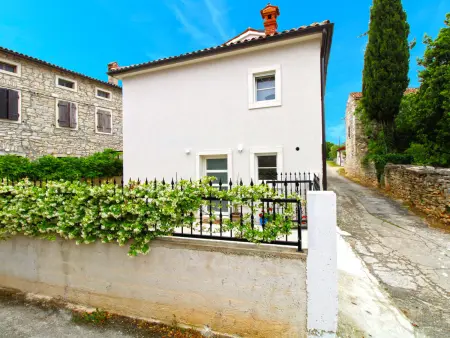 Maison 6 lits à Rakalj, 250m du centre