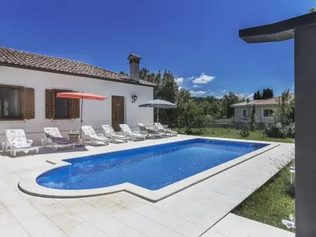 Villa 1059 : maison 6 chambres avec piscine privée à Labin : photo 5