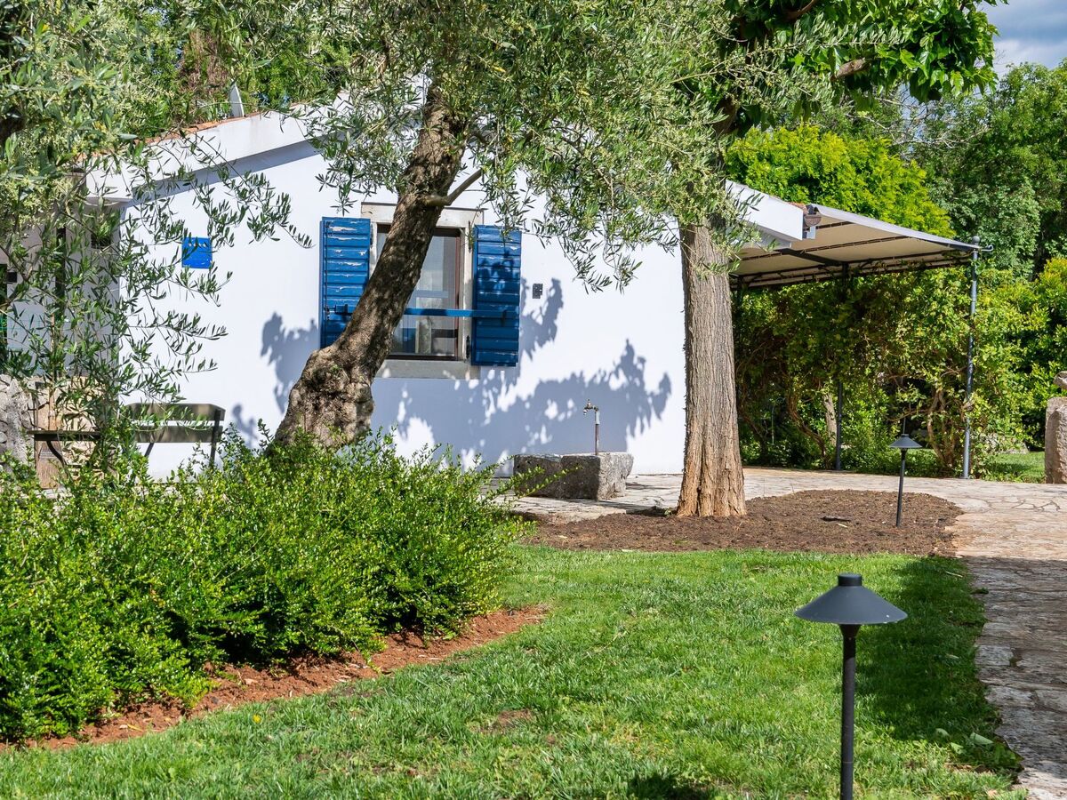 Blue House : bungalow avec piscine chauffée à Krk - Photo 5