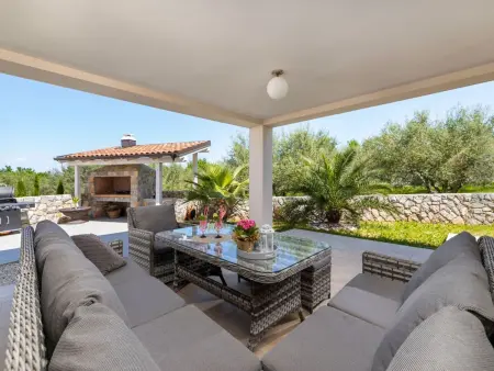Villa Andante Malinska – Maison 3 chambres avec piscine privée : photo 4