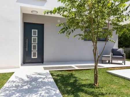 Villa Dolores : maison moderne avec piscine à Krk : photo 2