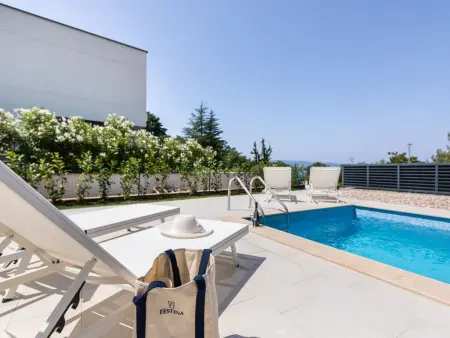 Villa Dolores : maison moderne avec piscine à Krk : photo 5