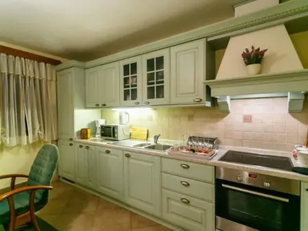 Villa Castra, maison 4 chambres avec piscine privée