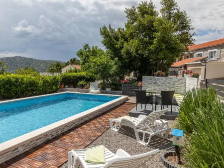 Maison 2 chambres piscine et vue mer à Crikvenica : photo 2