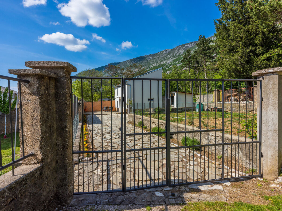 Maison Tribalj : 2 chambres, nature et plages à 8 km - Photo 2