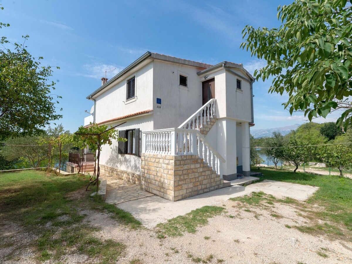 House Ribnica : maison 5 chambres face à la mer - Photo 6