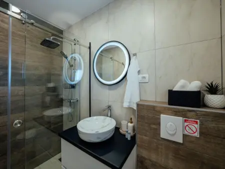 Villa Budimir : maison 5 chambres avec piscine chauffée : photo 20