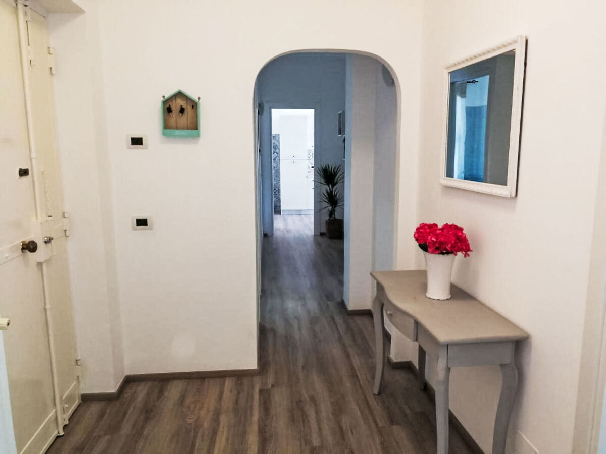 Lucyhome, appartement 3 pièces avec balcon à Sorrento - Photo 6