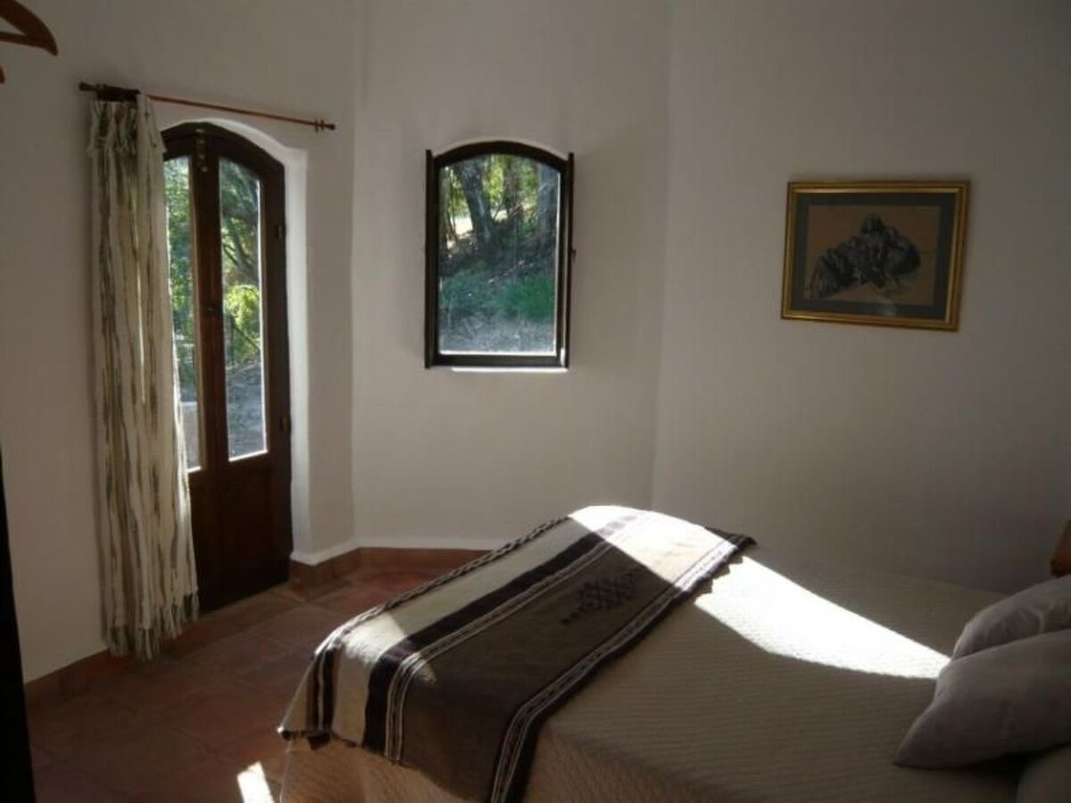 Maison de ferme avec terrasse et accès à cascade - Photo 10