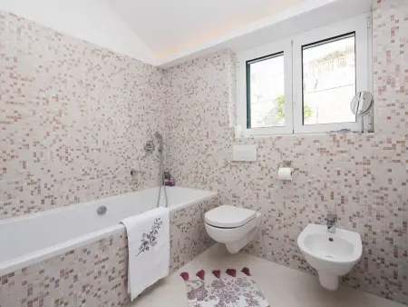 Villa Sunset Bliss Retreat – 5 chambres, piscine infinie, accès direct mer : photo 16