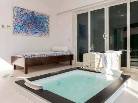 Villa Sunset Bliss Retreat – 5 chambres, piscine infinie, accès direct mer : photo 37