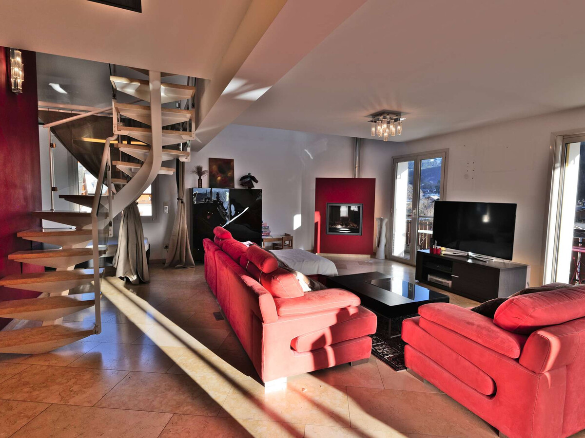 Appartement 160m² vue Aravis, place de l'église - Photo 1