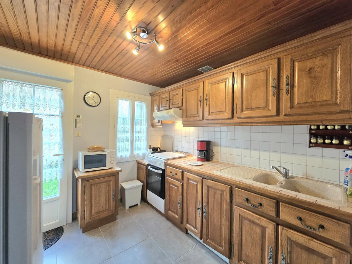 Gîte 3 chambres avec cheminée et terrasse couverte - Photo 5