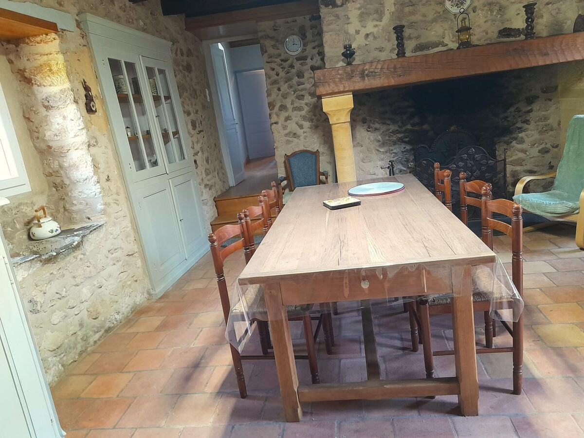 Gîte 3 chambres avec cheminée et terrasse couverte - Photo 10