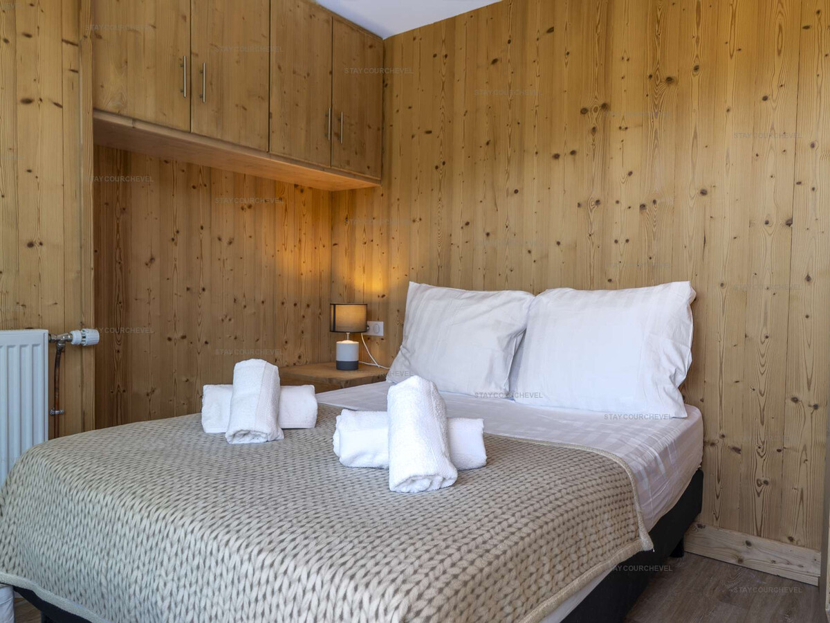 Appartement skis aux pieds, balcon montagne à Courchevel - Photo 4