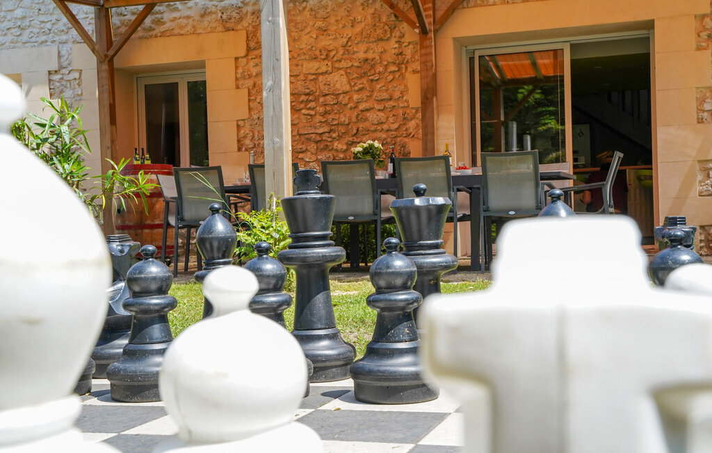 Maison 5 chambres avec terrain de jeux à Tonnay-Charente - Photo 5
