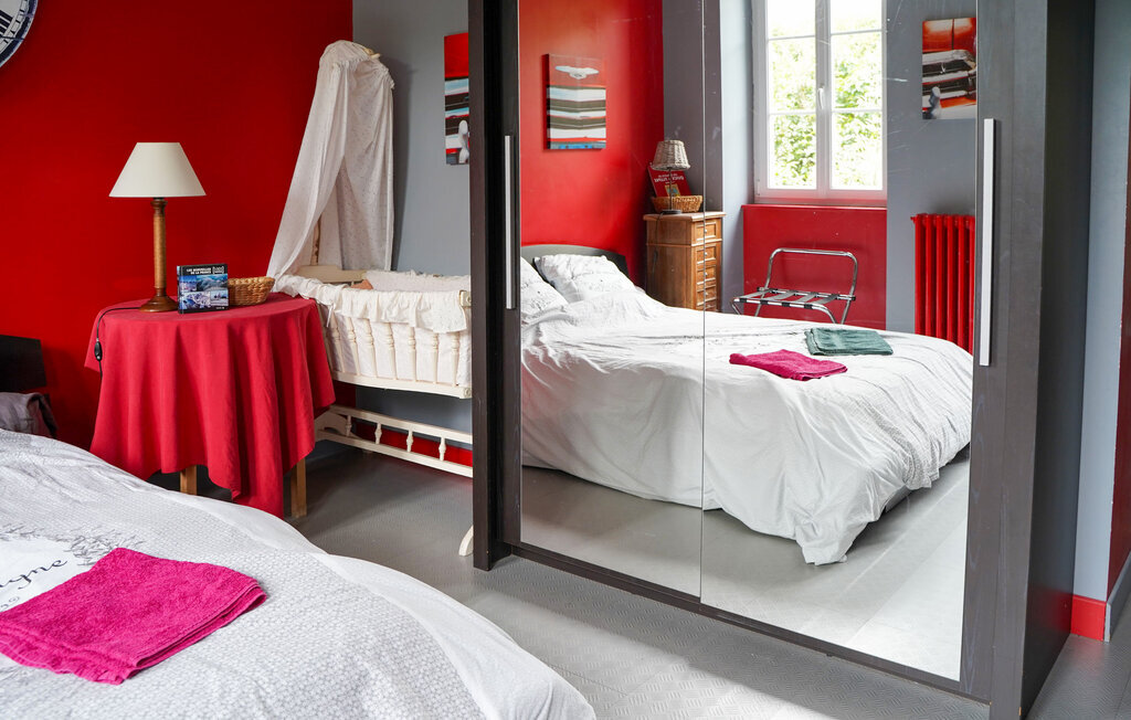 Maison 5 chambres avec terrain de jeux à Tonnay-Charente - Photo 14
