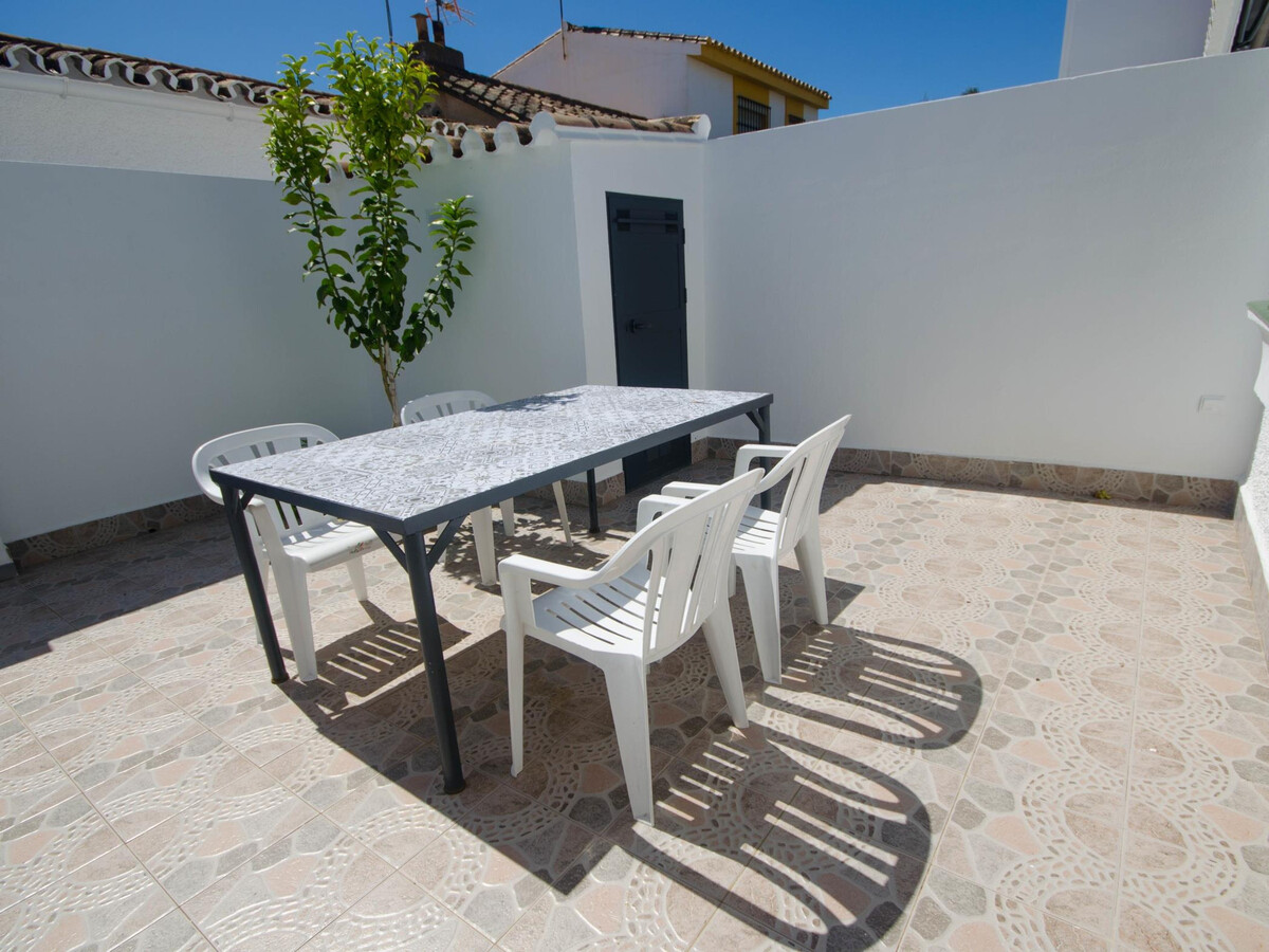 Bungalow Troyano à 20 m de la plage, patio privé - Photo 7