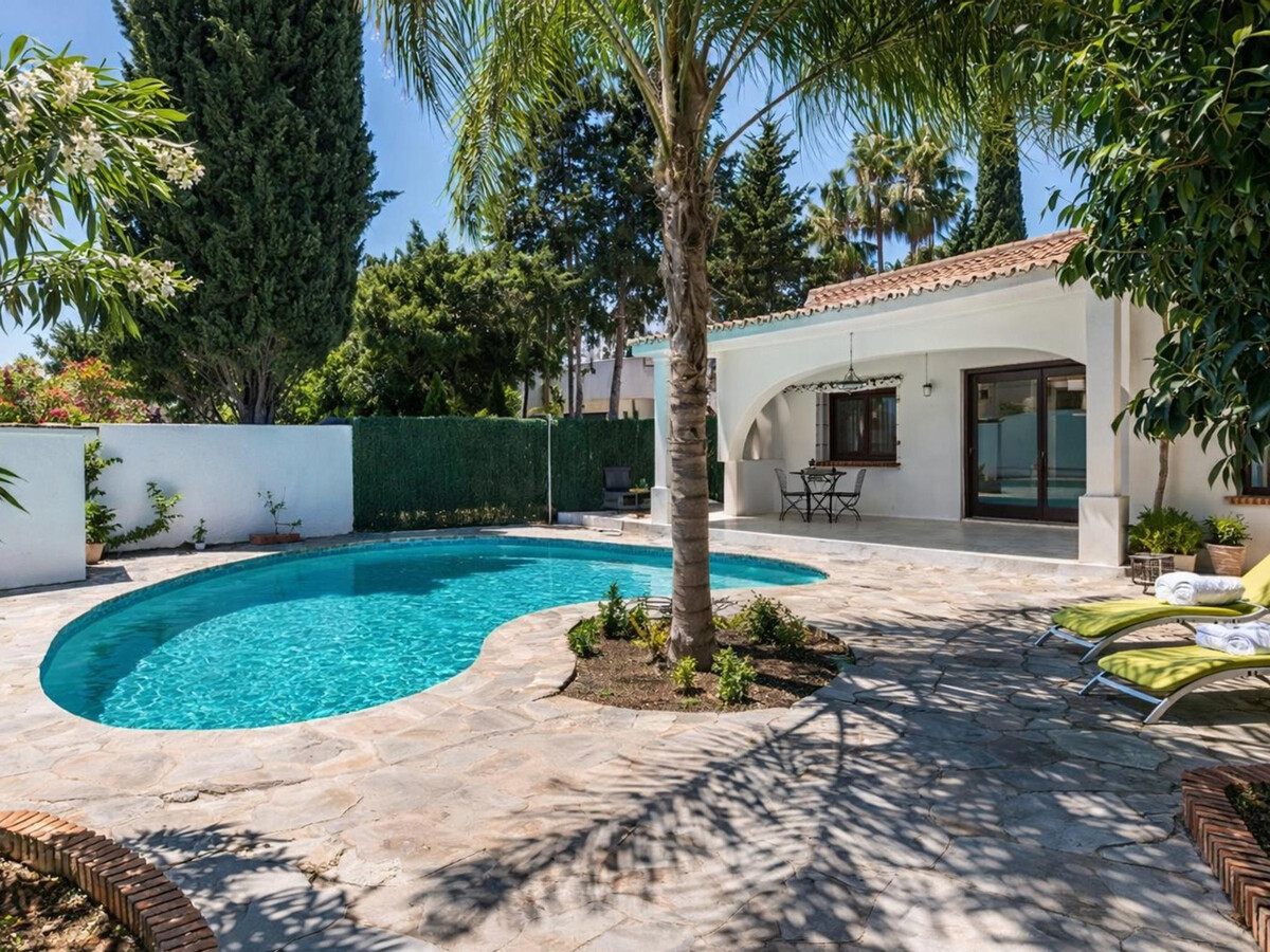 Villa méditerranéenne 5 ch, piscine à 150m de la plage - Photo 23